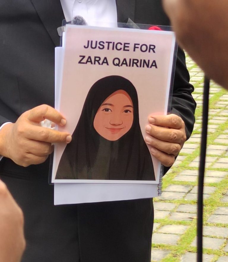 Bullying Zara Qairina